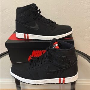 Air Jordan 1 Retro Hi Paris Saint Germain 2018.Size M 9.5/W 11.Black/Red.